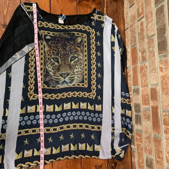 Women's CLEO Apparel 2X Graphic Sheer Lined Tiger Print Boxy & Flowy Top EUC - Picture 9 of 10